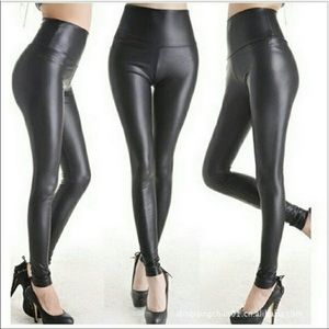 Black Shiny Leggings